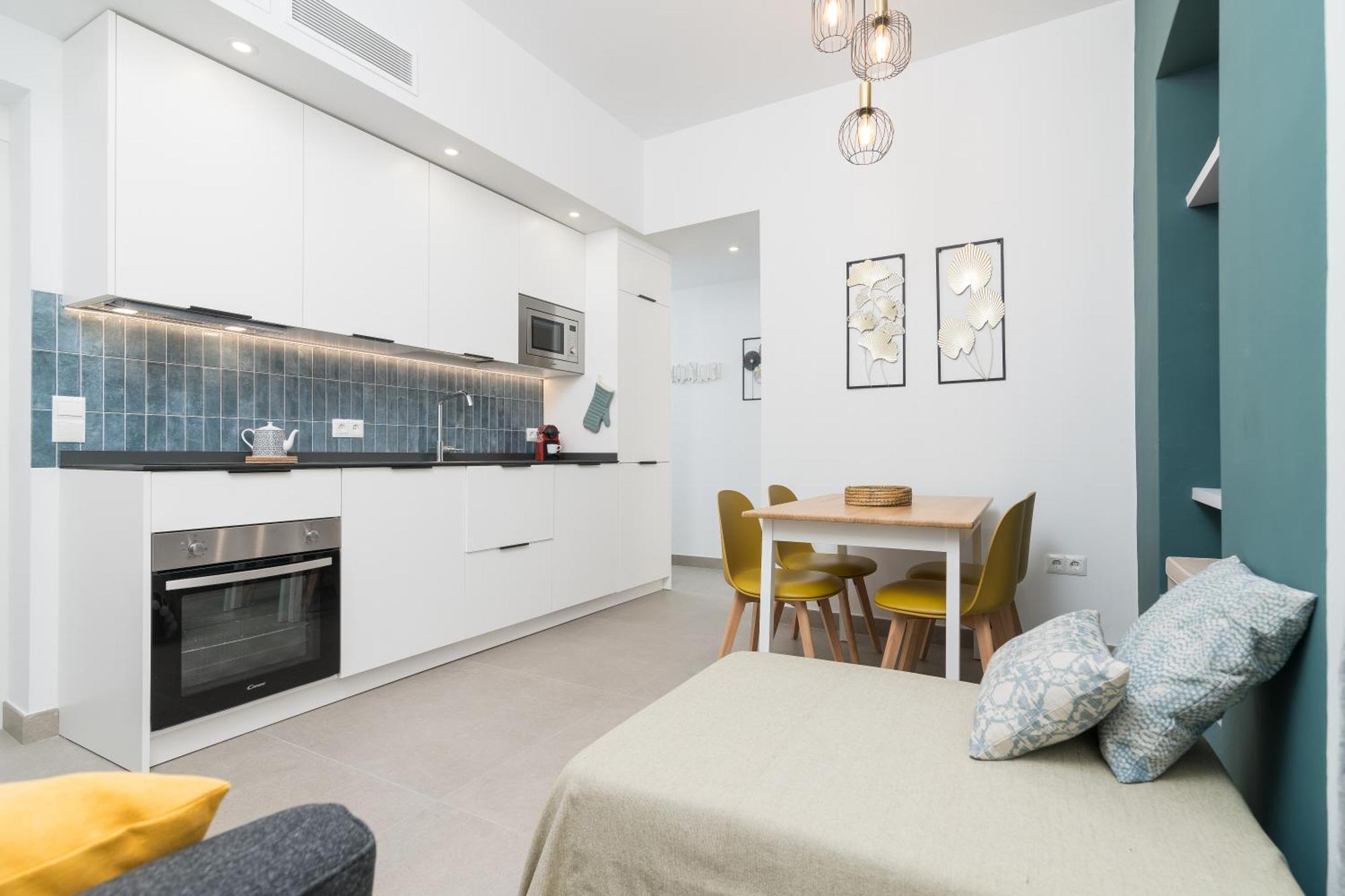Suite Homes Alice Valentin Malaga Exterior photo